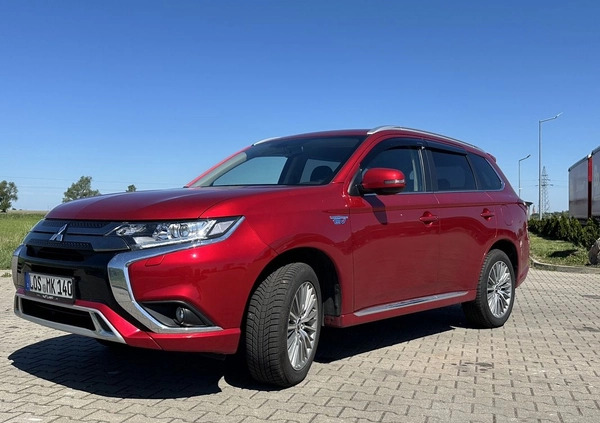 Mitsubishi Outlander cena 103000 przebieg: 53292, rok produkcji 2020 z Leszno małe 562